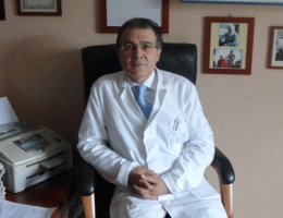 Il Prof Russo, primario ortopedico dell'ospedale 