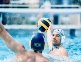 Il Barceloneta piega la Pro Recco 17-16 e trionfa in Champions League