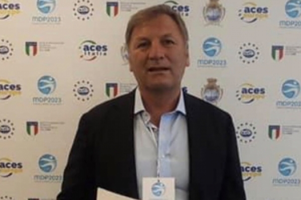 Franco Porzio condivide l'analisi di Pomilio: 